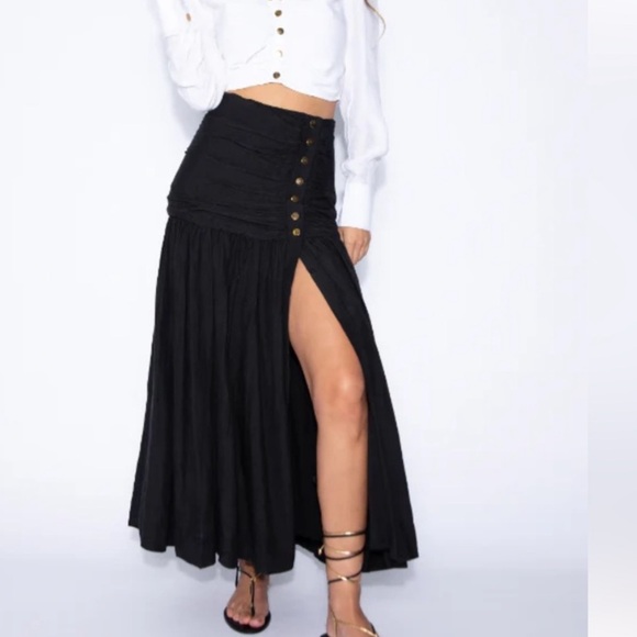 Sandro midi skirt with buttons on the side